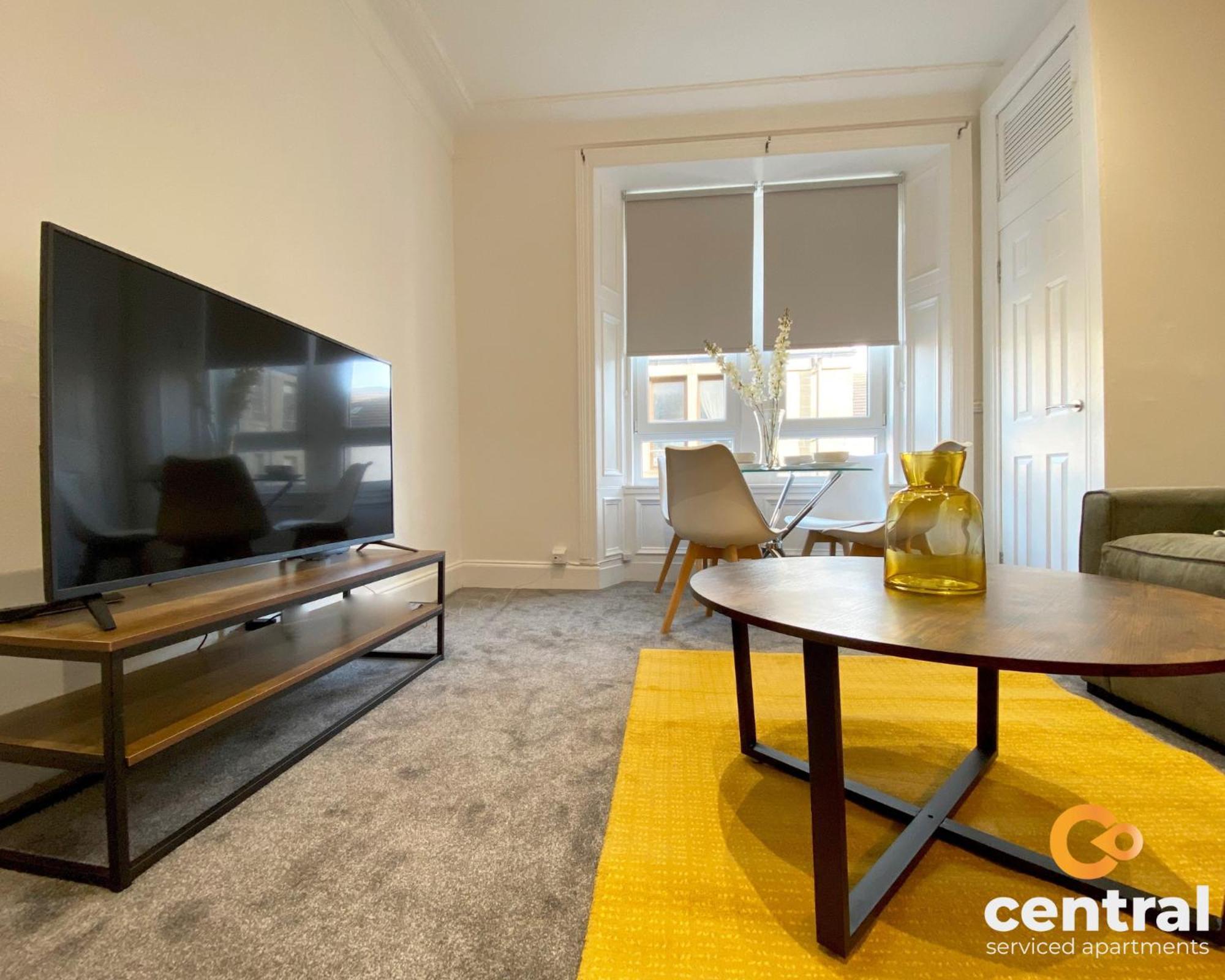 Central Serviced Apartments - Cosy 1 Bedroom - Modern - Close To Transport Links - Quiet Neighbourhood - Fast Wifi - Fully Equipped - Smart Tvs In All Rooms - Monthly Stays Welcome - Free Street Parking - Ideal Relocation To Dundee Accommodation Exterior photo